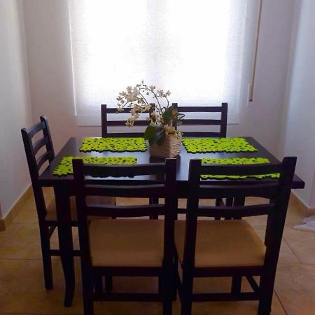 Iraa'S Apartment Sarande Luaran gambar